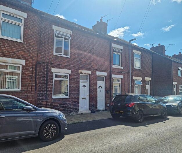 2 Bedroom Terraced House To Rent In Grafton Street, Castleford, WF10