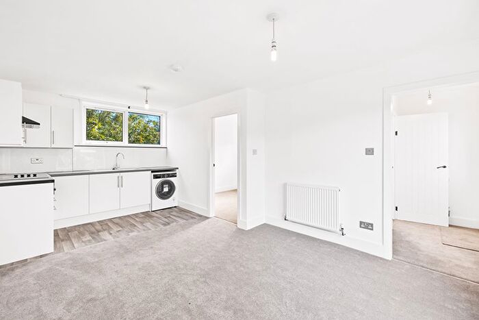 1 Bedroom Flat To Rent In Ref: Ad - Hyperion Walk, Horley, RH6