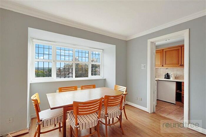 2 Bedroom Flat For Sale In Audley Park, Neeld Crescent, NW4