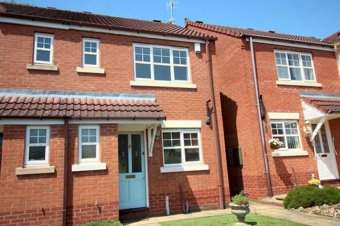 2 Bedroom Semi-Detached House To Rent In Oakland Grove, Bromsgrove, Worcestershire, B61