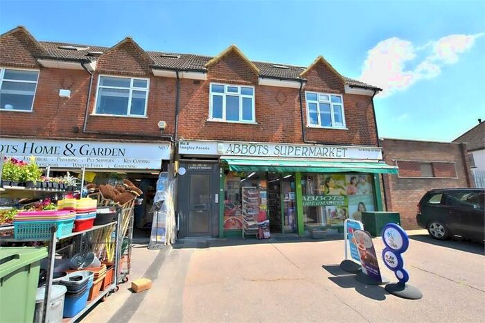 1 Bedroom Flat To Rent In Langley Road, Abbots Langley, WD5