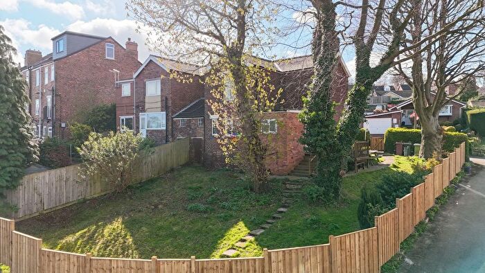 3 Bedroom Semi-detached House For Sale In Kirkcroft Lane, Killamarsh, S21