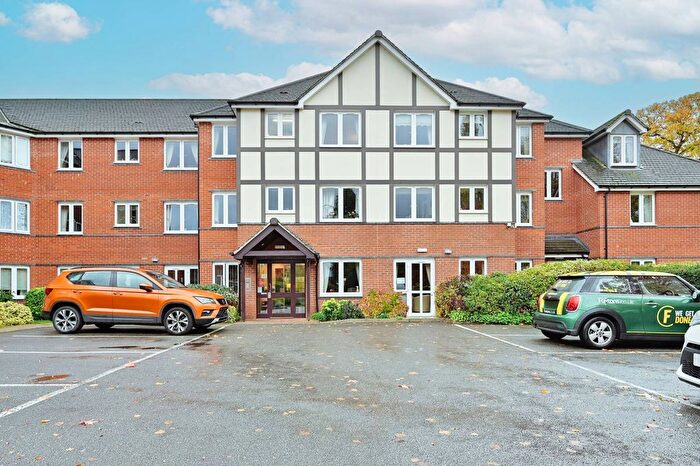 1 Bedroom Flat For Sale In Nanterre Court, Watford, WD17