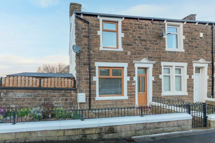 2 Bedroom End Of Terrace House For Sale In Burnley Road, Cliviger, Burnley BB10