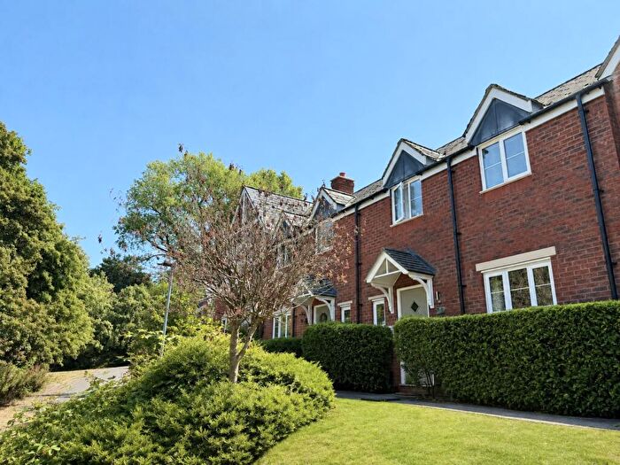 3 Bedroom Terraced House For Sale In Cossor Rd, Pewsey, SN9
