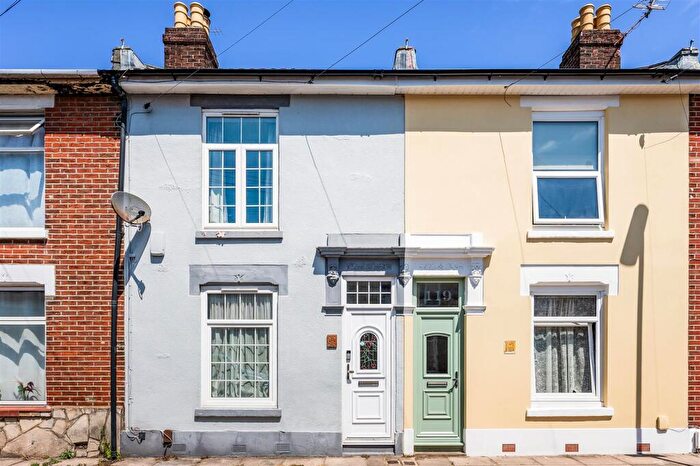 2 Bedroom Terraced House For Sale In Penhale Road, Portsmouth, PO1