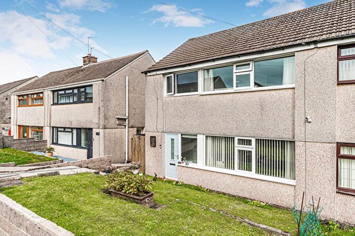 3 Bedroom Semi-Detached House For Sale In Moorland Crescent, Beddau, CF38