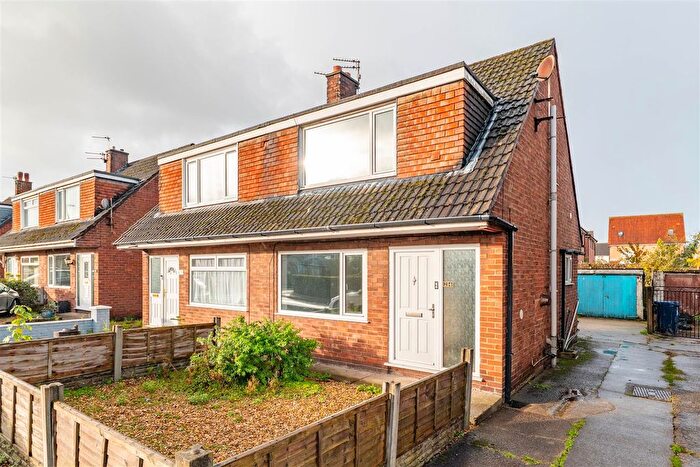 3 Bedroom Semi Detached House For Sale In Stockdale Crescent, Bamber Bridge, Preston, PR5