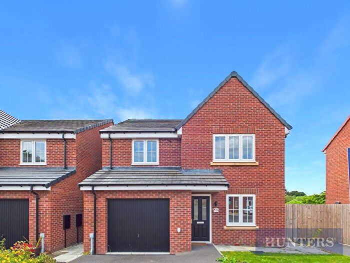 4 Bedroom Detached House For Sale In Poppy Drive, Scarborough, YO13