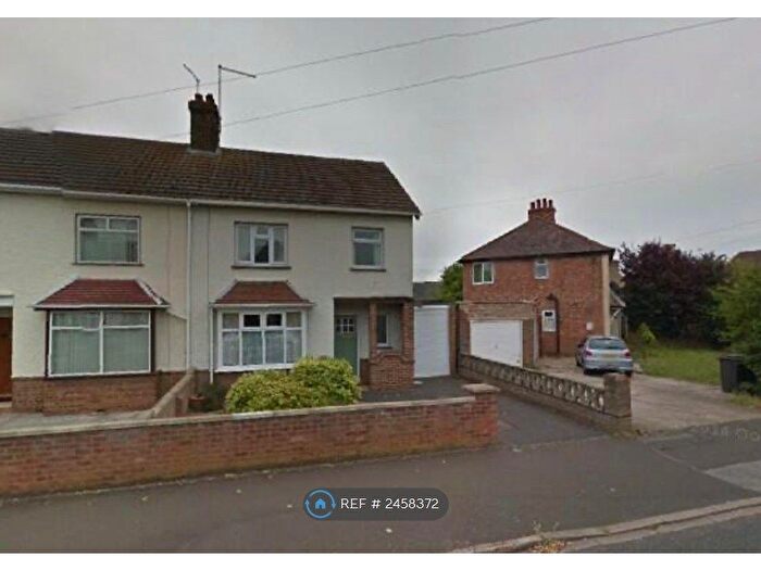 3 Bedroom Semi-Detached House To Rent In Grange Road, Peterborough, PE3