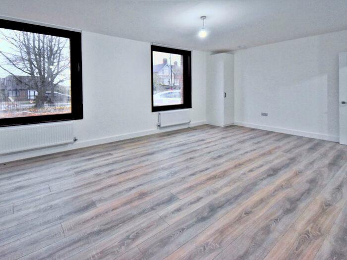 1 Bedroom Apartment To Rent In Stratfield House, Hook, RG27