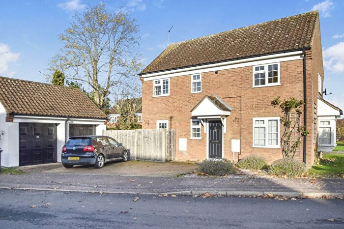 4 Bedroom Detached House For Sale In Crowhill, Godmanchester, PE29