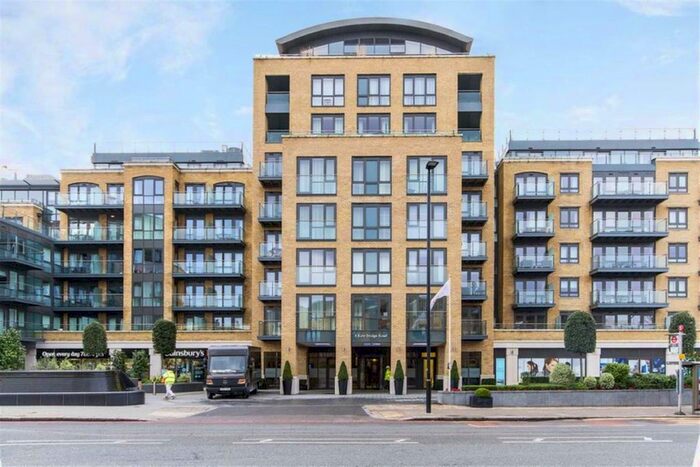 2 Bedroom Flat To Rent In Kew Bridge Road, Brentford, TW8