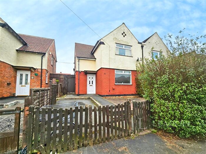 3 Bedroom Semi Detached House For Sale In Kitchener Avenue, Derby, Derbyshire, DE23