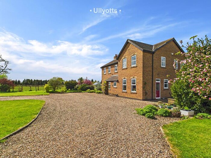 5 Bedroom Farm House For Sale In Grange Farm, Broomfleet, East Yorkshire, HU15