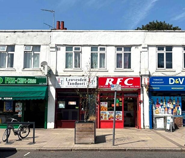 2 Bedroom Flat For Sale In (A) Courtlands Drive, Watford, WD17