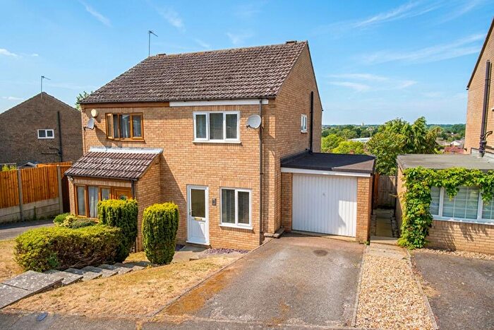 2 Bedroom Semi-Detached House For Sale In Waveney Road, Bungay, NR35