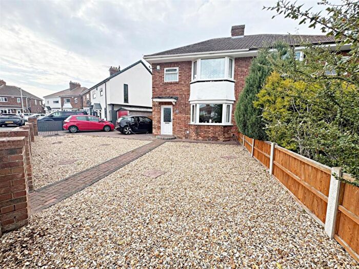 3 Bedroom Semi-Detached House For Sale In Rudham Avenue, Grimsby, N.E. Lincs, DN32