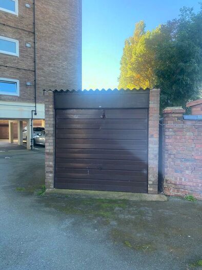 Garage / Parking To Rent In The Esplanade, Frinton-on-Sea, CO13