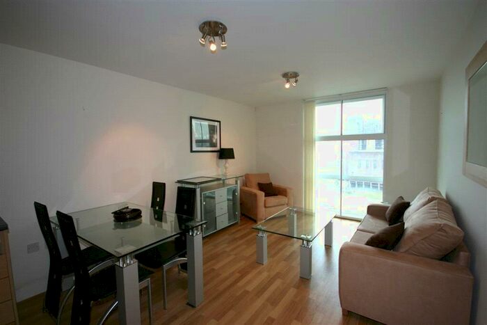 1 Bedroom Apartment To Rent In Warwick Building, Queenstown Road, London, SW11