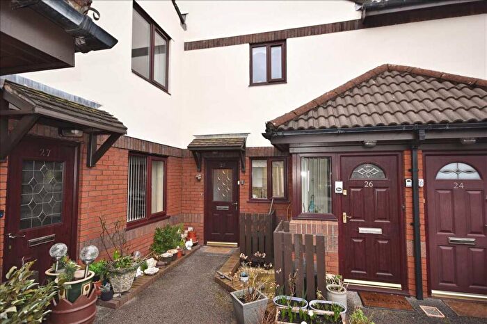 2 Bedroom Flat For Sale In Devonshire Court, Chorley, PR7