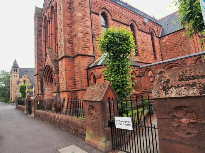 2 Bedroom Flat To Rent In Queens Drive, Glasgow, G42