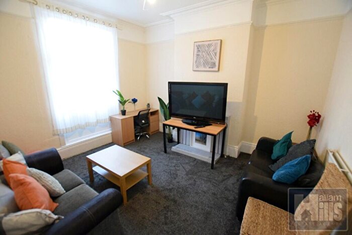 5 Bedroom Terraced House To Rent In Granville Road, Sheffield, S2