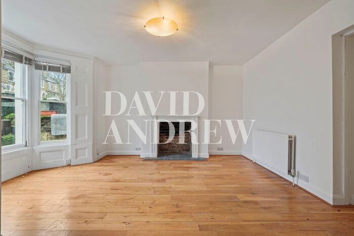 2 Bedroom Flat To Rent In Hanley Road, London, N4