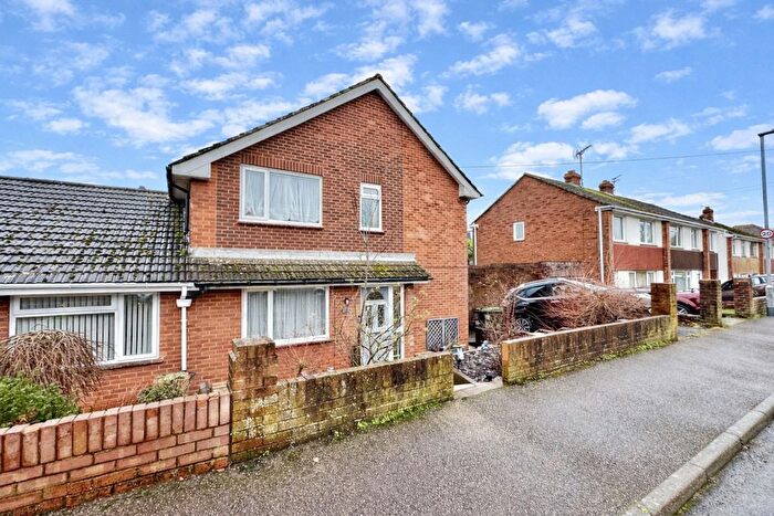 3 Bedroom Semi-Detached House For Sale In Lonsdale Road, Exeter, EX1