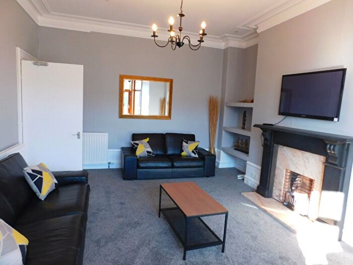 5 Bedroom Semi-Detached House To Rent In Elmfield Avenue, Kittybrewster, Aberdeen, AB24