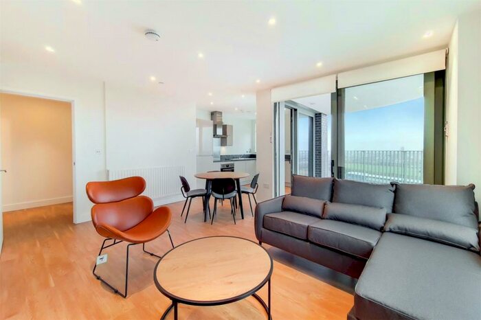 2 Bedroom Apartment To Rent In Green Street, London, NW10