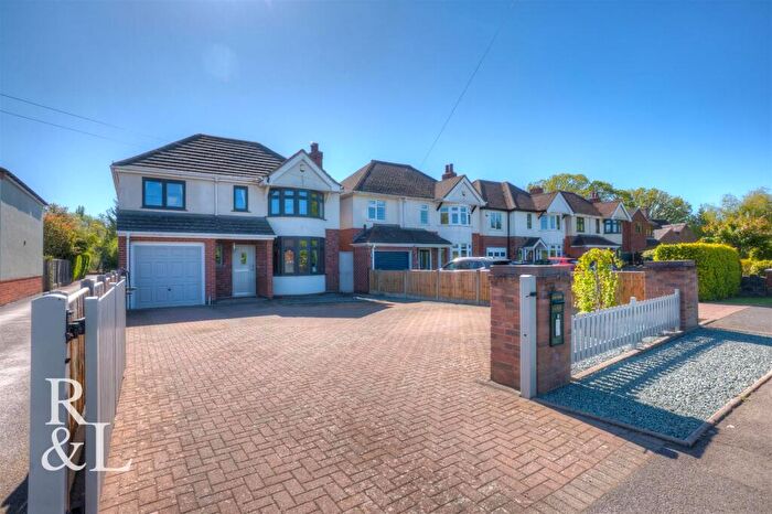 4 Bedroom Detached House For Sale In Park Lane, Bonehill, Tamworth, B78