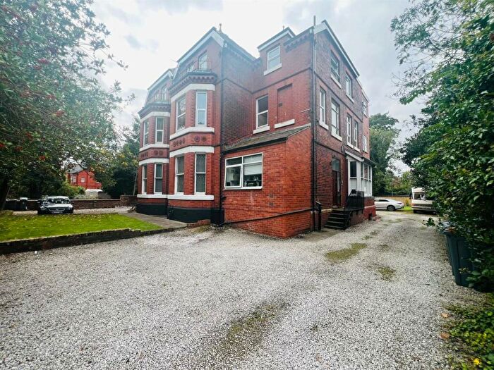 2 Bedroom Apartment To Rent In Wilbraham Rd, Manchester, M16