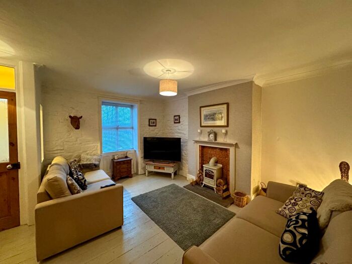 2 Bedroom End Of Terrace House For Sale In Lowerhouse Lane, Burnley, BB12