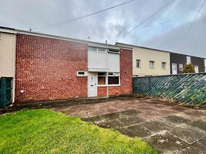 3 Bedroom Semi Detached House To Rent In Chesters Avenue, Longbenton, Newcastle Upon Tyne, NE12