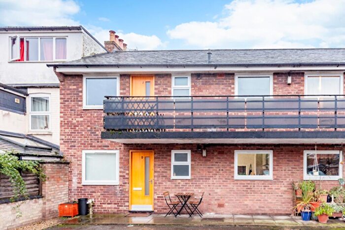 2 Bedroom Apartment To Rent In Victor Street, Oxford, OX2