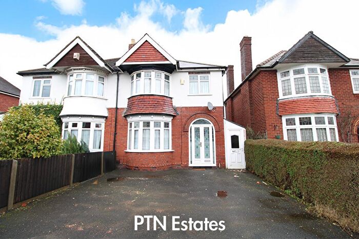 3 Bedroom Semi-Detached House To Rent In Springfield Road, Halesowen, B62
