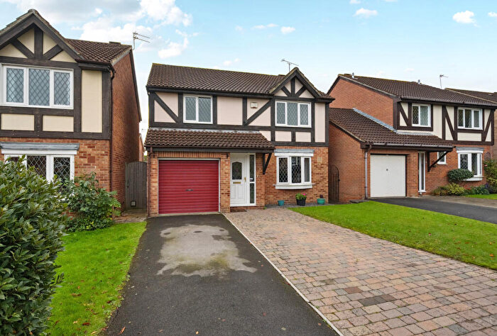 4 Bedroom Detached House For Sale In Field View Drive, Bristol, BS16