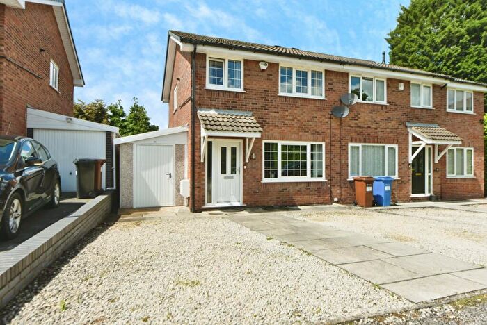 3 Bedroom Semi Detached House For Sale In Westbury Drive, Marple, Stockport, Greater Manchester, SK6