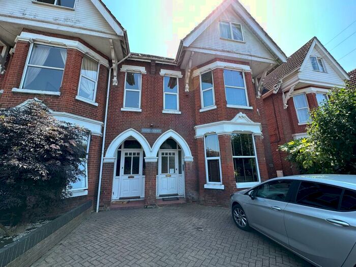 1 Bedroom Flat To Rent In Languard Road, Southampton, SO15