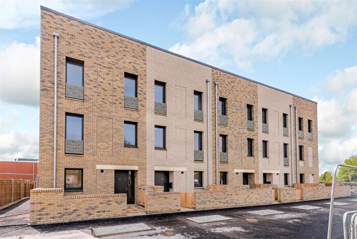 4 Bedroom Town House To Rent In Wild Apple Close, Rayne Park, Norwich, NR5