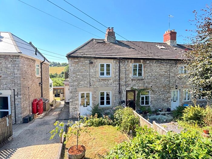 2 Bedroom End Of Terrace House For Sale In Railway Terrace, Shoscombe Vale, Shoscombe, BA2