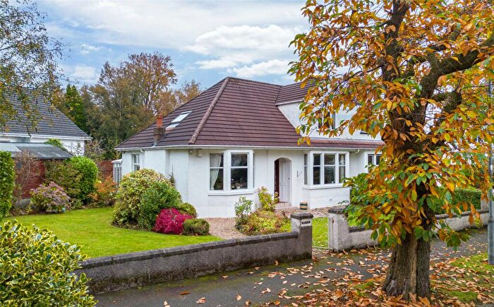 3 Bedroom Semi-Detached House For Sale In Lochend Drive, Bearsden, G61