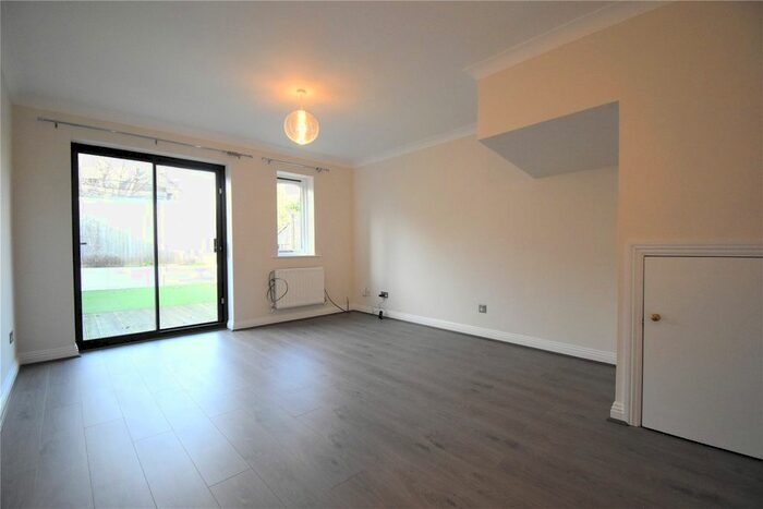 2 Bedroom Terraced House To Rent In The Wickets, Maidenhead, Berkshire, SL6