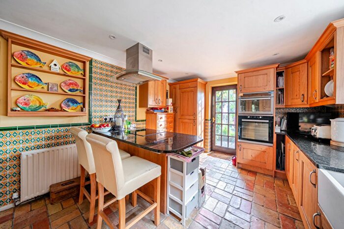 5 Bedroom Detached House For Sale In Bignell View, Bicester, OX26