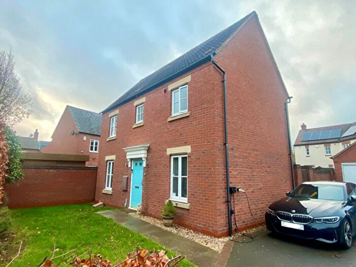 3 Bedroom Detached House For Sale In Banbury, Oxfordshire, OX16