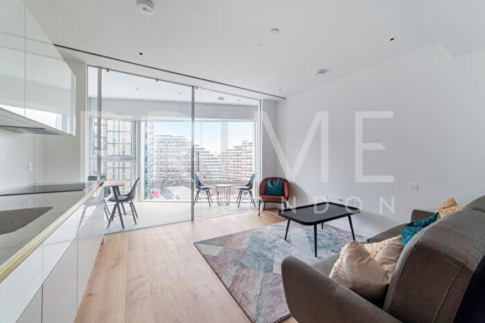 1 Bedroom Apartment To Rent In Oakley House, Battersea Roof Gardens, Battersea Power Station, SW11