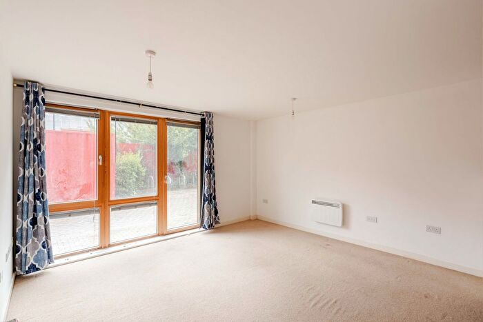 1 Bedroom Flat For Sale In Crown Amp; Anchor House, Sweetman Place, Bristol, BS2