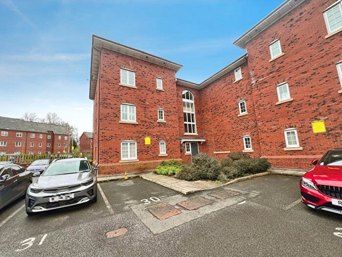 2 Bedroom Apartment For Sale In Fletcher Court, Stoneclough, M26