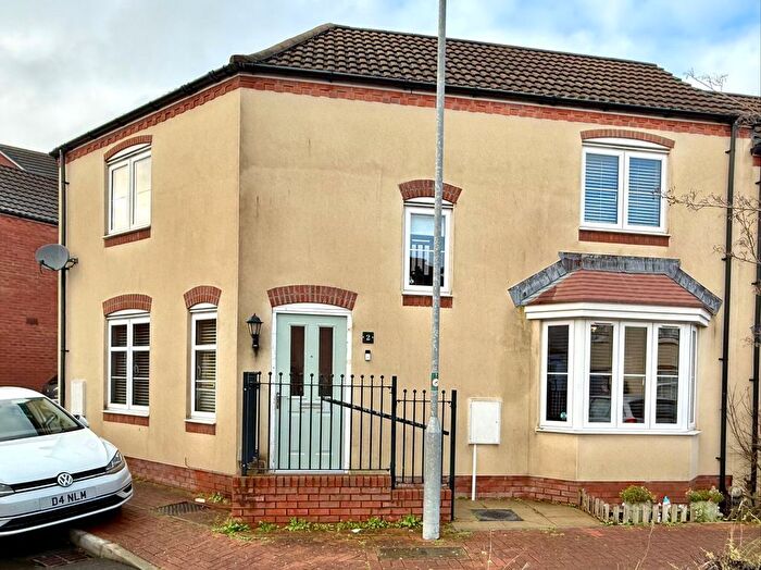 3 Bedroom Semi-Detached House For Sale In Anderson Grove, Newport, NP19